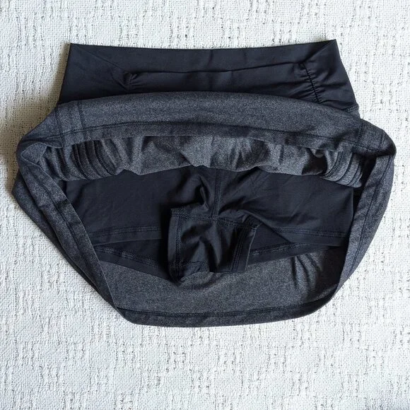 Lululemon Gray Black Hot N’ Sweaty Athletic Skirt Hot Yoga Size 6 - Picture 6 of 10